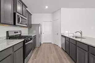 1304 Palamedes Dr, Fort Worth, TX 76140 - Photo 2