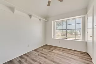 914 Wentwood Dr, DeSoto, TX 75115 - Photo 6