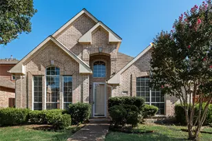 2716 Carnation Dr, Richardson, TX 75082 - Photo 2
