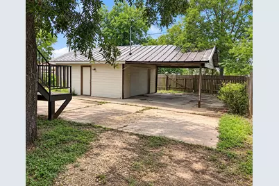 1017 W 3rd Street, Taylor, TX 76574 - Photo 22