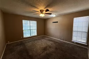 8837 St Thomas Cir, Dallas, TX 75228 - Photo 10
