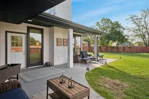 10102 Laingtree Dr, Dallas, TX 75243 - Photo 24