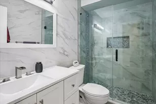 10102 Laingtree Dr, Dallas, TX 75243 - Photo 20