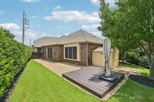 8421 La Fontaine Dr, North Richland Hills, TX 76182 - Photo 30