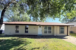 206 Arkansas St, Sherman, TX 75090 - Photo 1