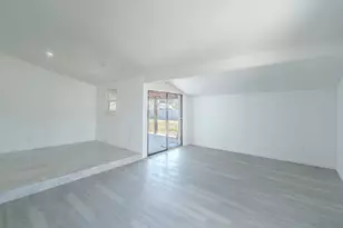 4312 Woodbluff Dr, Mesquite, TX 75150 - Photo 2