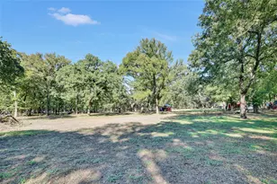 2020 Houston Rd, Burleson, TX 76028 - Photo 40