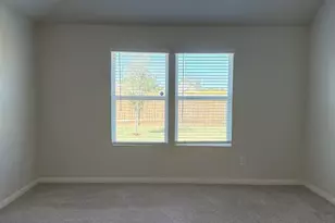 529 Jameson St, Springtown, TX 76082 - Photo 14