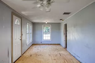 1806 N Link St, Palestine, TX 75801 - Photo 4