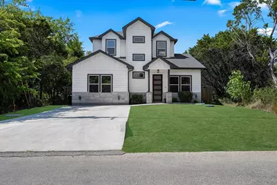 5511 Black Pine Circle, Granbury, TX 76048 - Photo 4