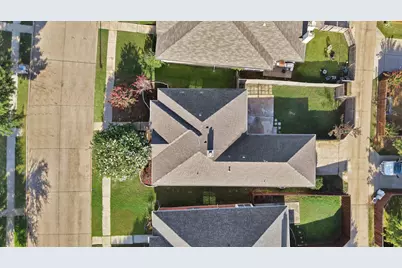 4524 Highridge Drive, The Colony, TX 75056 - Photo 2