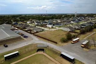 618 Finlee Wy, Tioga, TX 76271 - Photo 2