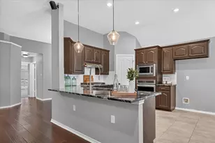 2720 Windstone Way, Corinth, TX 76210 - Photo 6