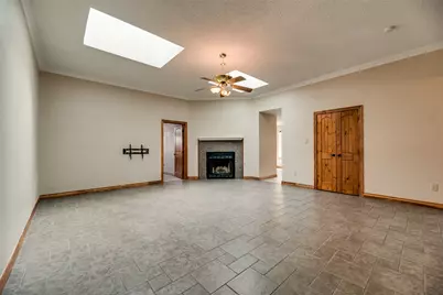 1307 E Branch Hollow Drive, Carrollton, TX 75007 - Photo 12