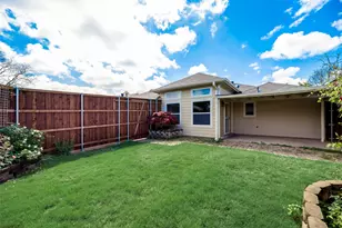 1307 E Branch Hollow Dr, Carrollton, TX 75007 - Photo 20