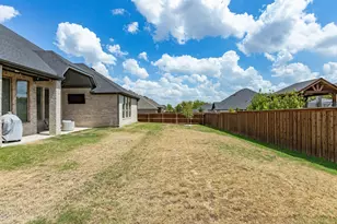 1901 Rockwood Ln, Mansfield, TX 76063 - Photo 38