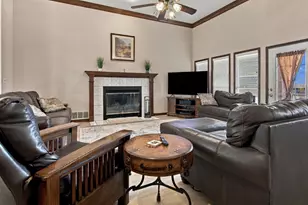1607 N Park Dr, Bowie, TX 76230 - Photo 6