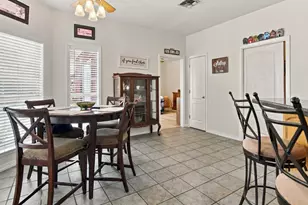 1607 N Park Dr, Bowie, TX 76230 - Photo 14