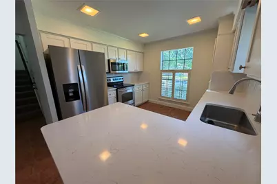 9229 Highedge Circle, Dallas, TX 75238 - Photo 10