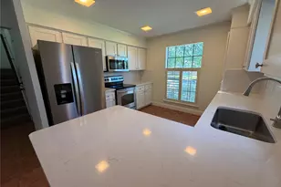 9229 Highedge Cir, Dallas, TX 75238 - Photo 10