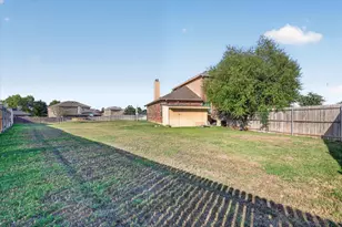 401 Eureka Ct, Burleson, TX 76028 - Photo 38