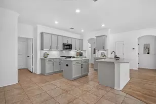 401 Eureka Ct, Burleson, TX 76028 - Photo 16