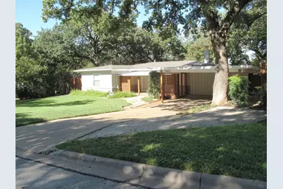 1510 Briarwood Boulevard, Arlington, TX 76013 - Photo 1