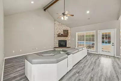 1466 Oakwood Drive, Stephenville, TX 76401 - Photo 4
