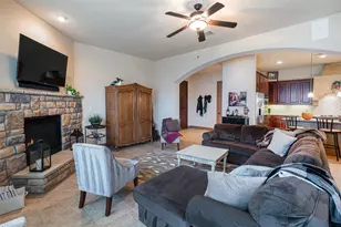 610 Via Ravello, Irving, TX 75039 - Photo 2