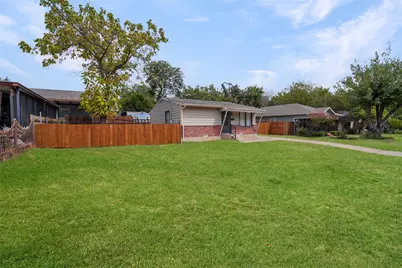 2333 Bird Street, Fort Worth, TX 76111 - Photo 2
