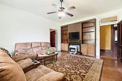 334 W Washington Street, Paris, TX 75460 - Photo 4