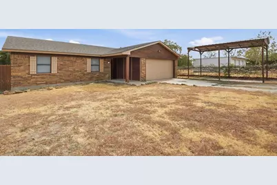1526 W Bankhead, Weatherford, TX 76086 - Photo 2