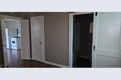 2615 N Elm Street, Denton, TX 76201 - Photo 30