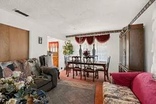 2616 Mossglen Dr, Dallas, TX 75227 - Photo 4