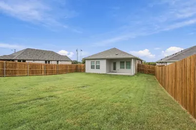 202 Winchester Lane, Sherman, TX 75092 - Photo 4