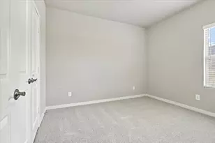 202 Winchester Ln, Sherman, TX 75092 - Photo 22
