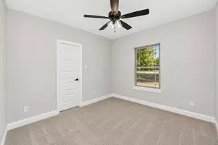 115 Wheeler St, Glen Rose, TX 76043 - Photo 18