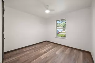 5701 Guildwood Dr, Arlington, TX 76017 - Photo 8