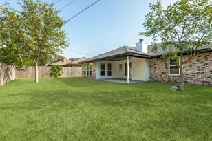 2025 Normandy Dr, Hurst, TX 76054 - Photo 12