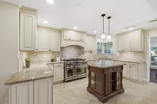 17415 Marianne Cir, Dallas, TX 75252 - Photo 14