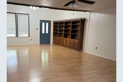 209 Mission Street, Glen Rose, TX 76043 - Photo 4