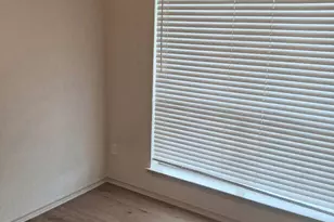 6001 Garden View Dr, Arlington, TX 76018 - Photo 2