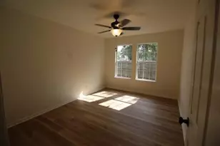 111 W Wolfe St, Grand Saline, TX 75140 - Photo 6