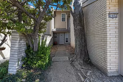 2902 Country Place Circle, Carrollton, TX 75006 - Photo 2