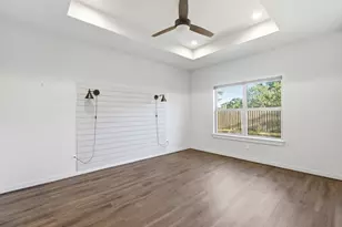 196 Bridwell Ln, Runaway Bay, TX 76426 - Photo 16