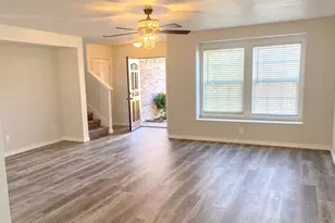 2011 Limestone Dr, Grand Prairie, TX 75052 - Photo 4