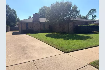 1620 Lexington Place, Bedford, TX 76022 - Photo 2