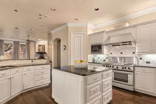 2125 Bradford Park, Fort Worth, TX 76107 - Photo 6