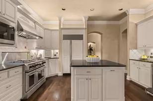 2125 Bradford Park, Fort Worth, TX 76107 - Photo 8