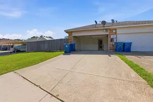 119 Larchbrook Dr, DeSoto, TX 75115 - Photo 26